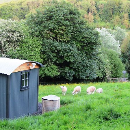 Shepherds Hut Slad Valley Cotswolds Painswick Exterior foto