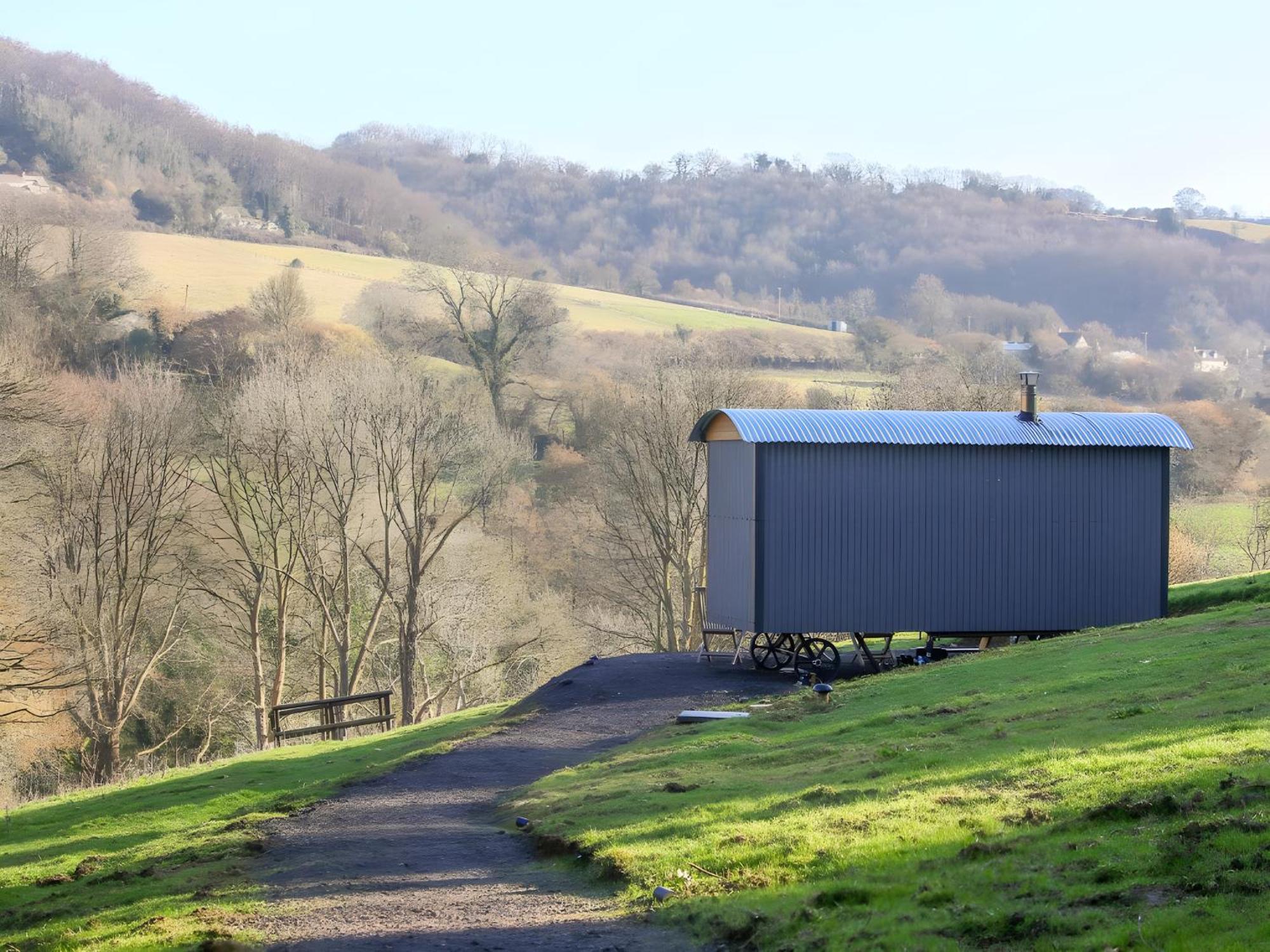 Shepherds Hut Slad Valley Cotswolds Painswick Exterior foto