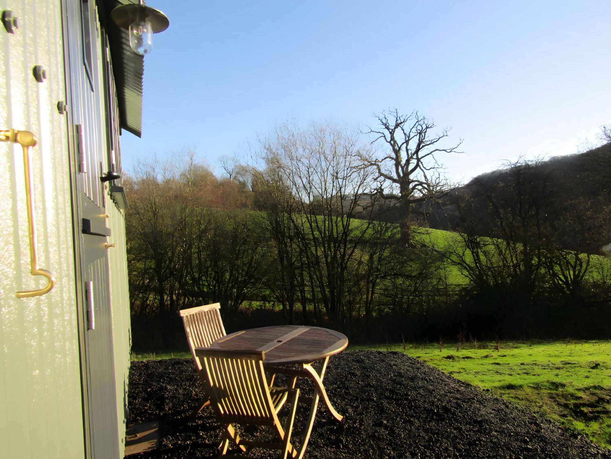 Shepherds Hut Slad Valley Cotswolds Painswick Exterior foto
